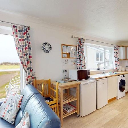 A19 Eatondale, Riviere Towans Villa Хейл Екстериор снимка